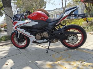 二手QJMOTOR赛400