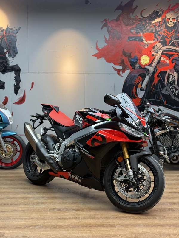 二手阿普利亚RSV4