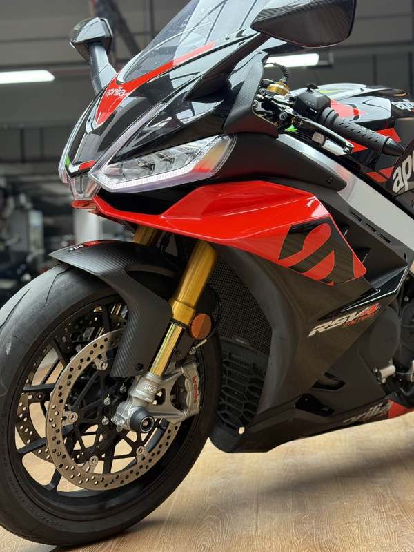二手阿普利亚RSV4