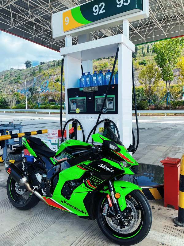 二手川崎Ninja ZX-10R