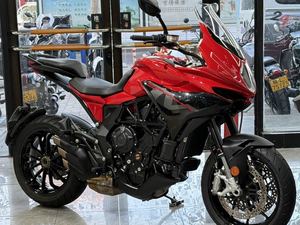 二手奥古斯塔Turismo Veloce 800