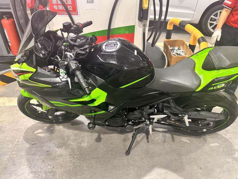二手川崎Ninja 400