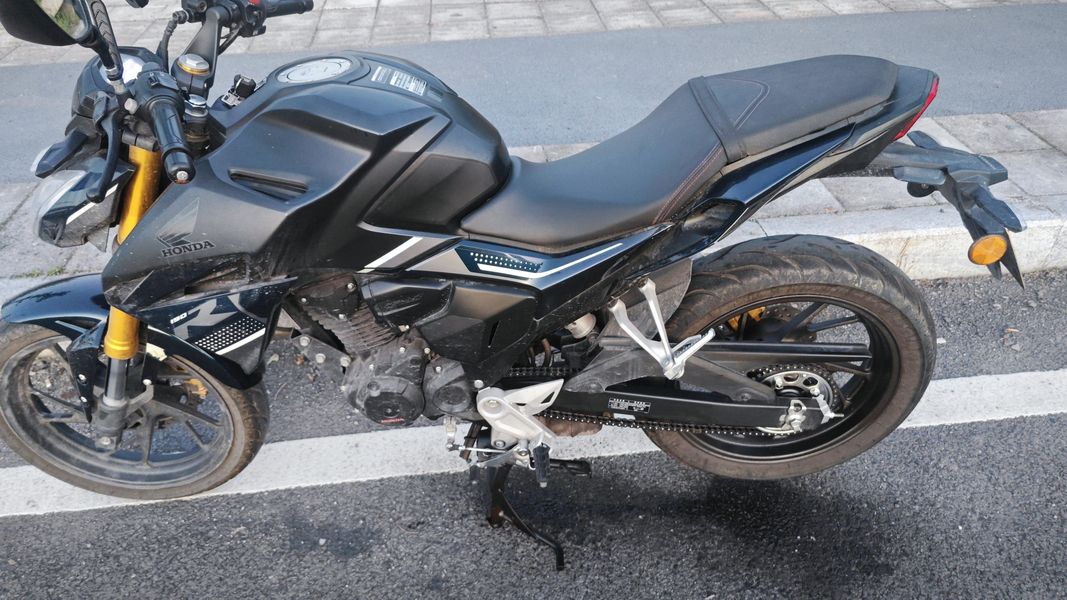 二手五羊本田CB190R 暴锋眼