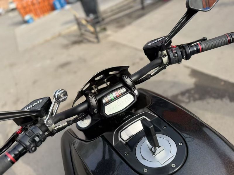 二手杜卡迪Diavel 