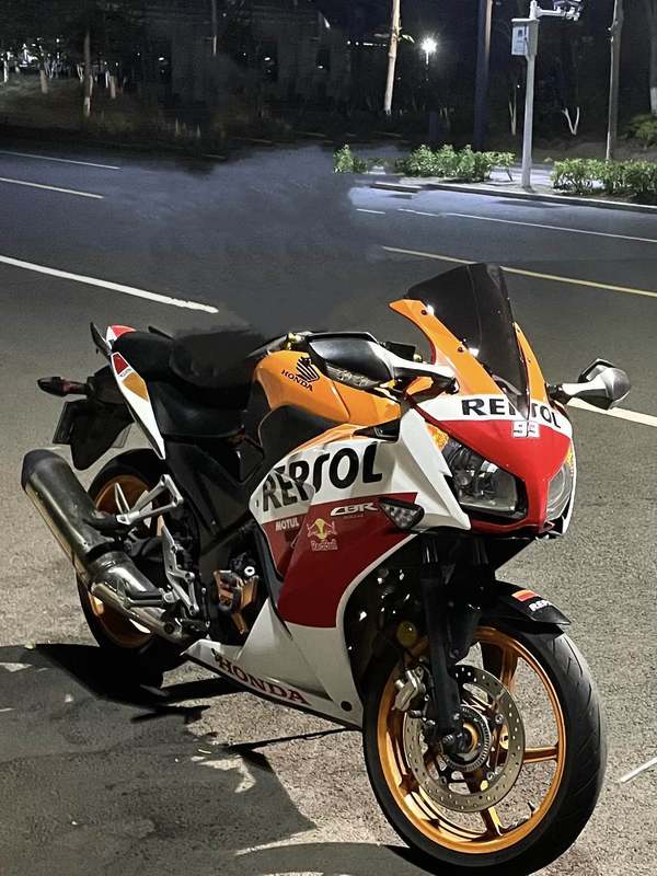 二手本田CBR300R