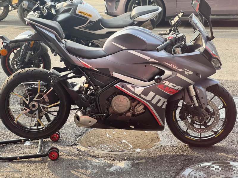 二手QJMOTOR赛250