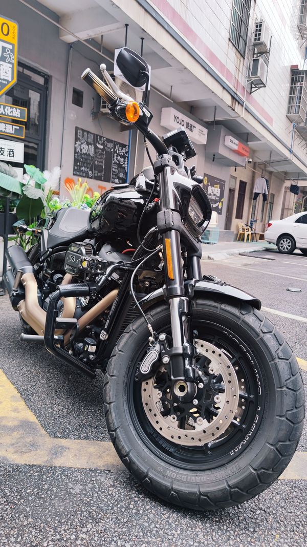 二手哈雷戴维森肥霸 Fat Bob
