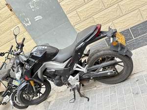 二手五羊本田CB190R 暴锋眼