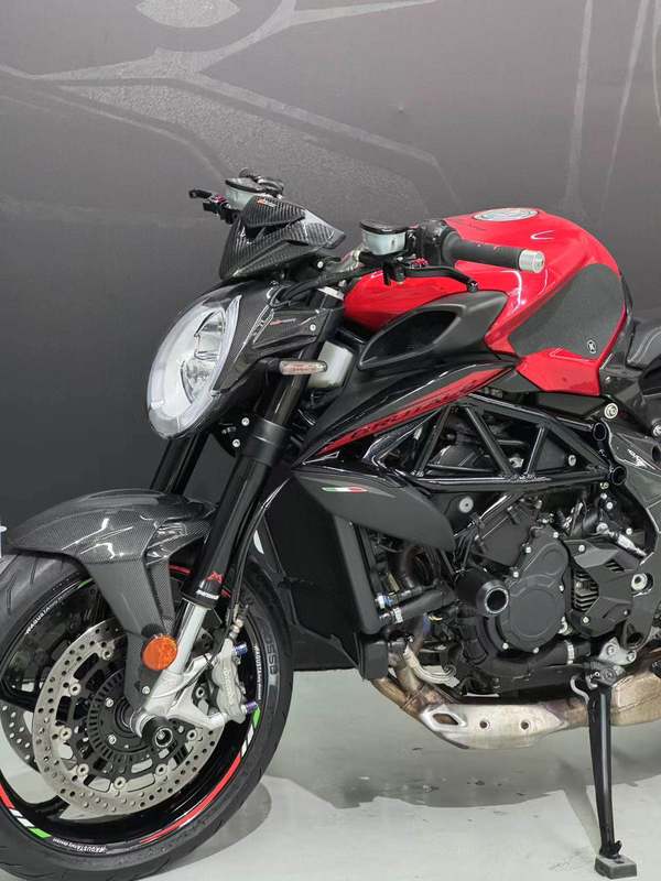 二手奥古斯塔Brutale 800