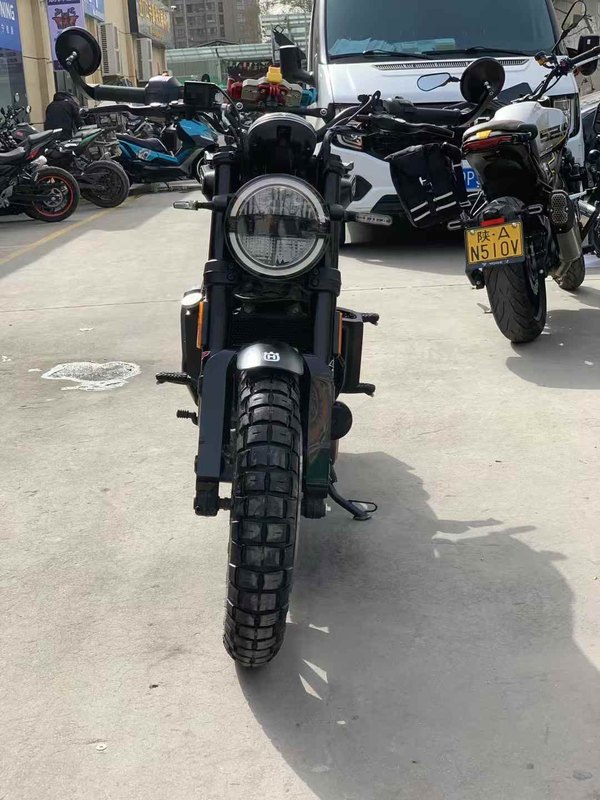 二手HUSQVARNA黑箭 401