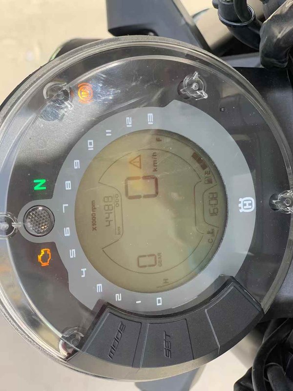 二手HUSQVARNA黑箭 401
