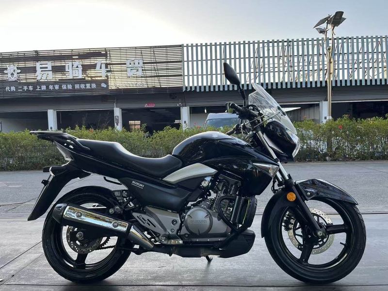 二手豪爵铃木骊驰 GW250