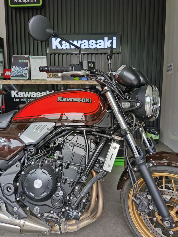 二手川崎Z650RS