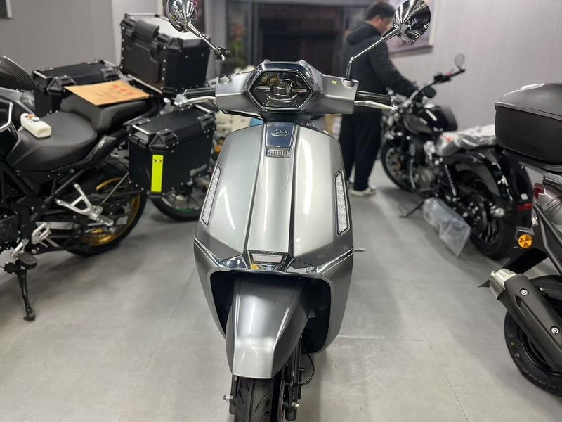 二手QJMOTOR阳光迪诺