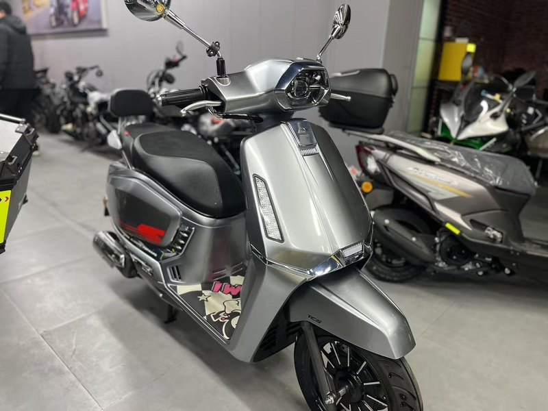 二手QJMOTOR阳光迪诺