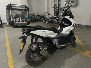 二手布雷斯通极宙 ADV150