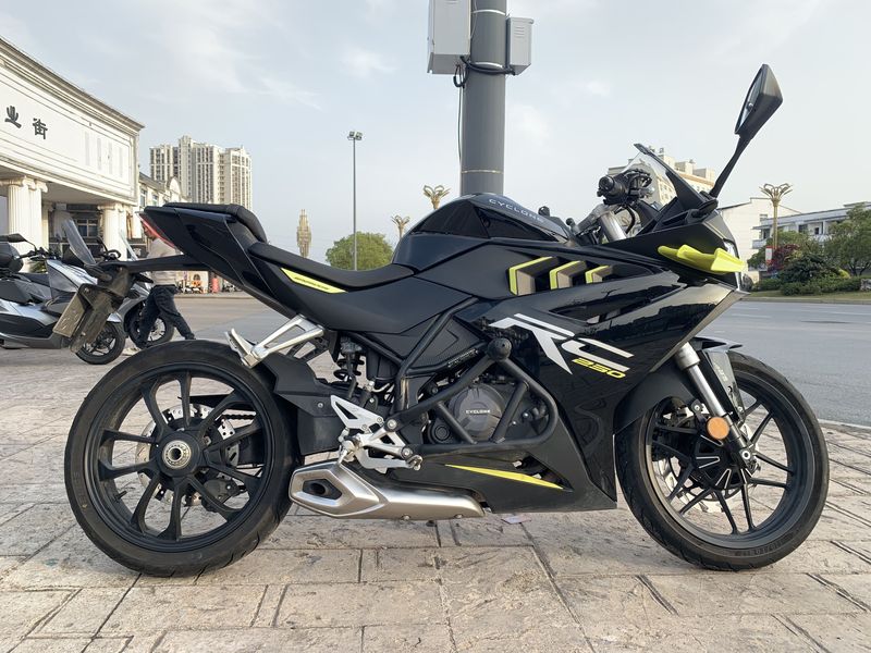 二手赛科龙RC250