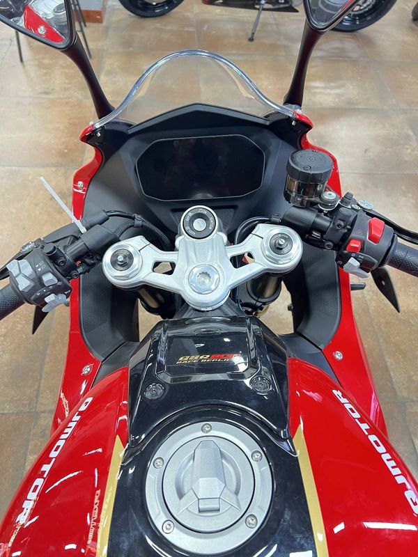 二手QJMOTOR赛800