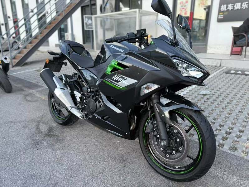 二手川崎Ninja 400