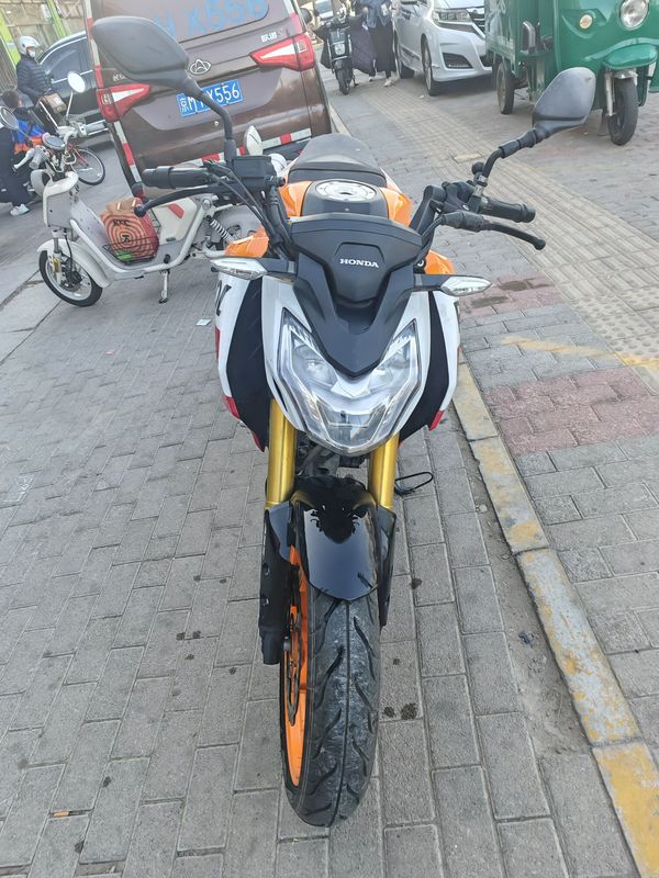 二手五羊本田CB190R 暴锋眼