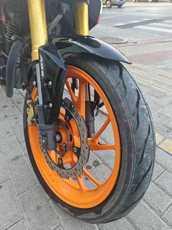 二手五羊本田CB190R 暴锋眼