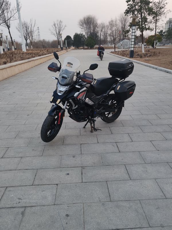 二手五羊本田猛鸷 CB190X
