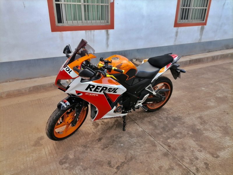 二手本田CBR300R