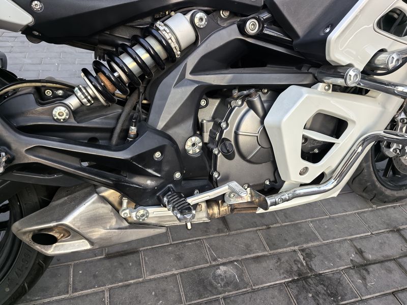 二手贝纳利600GC