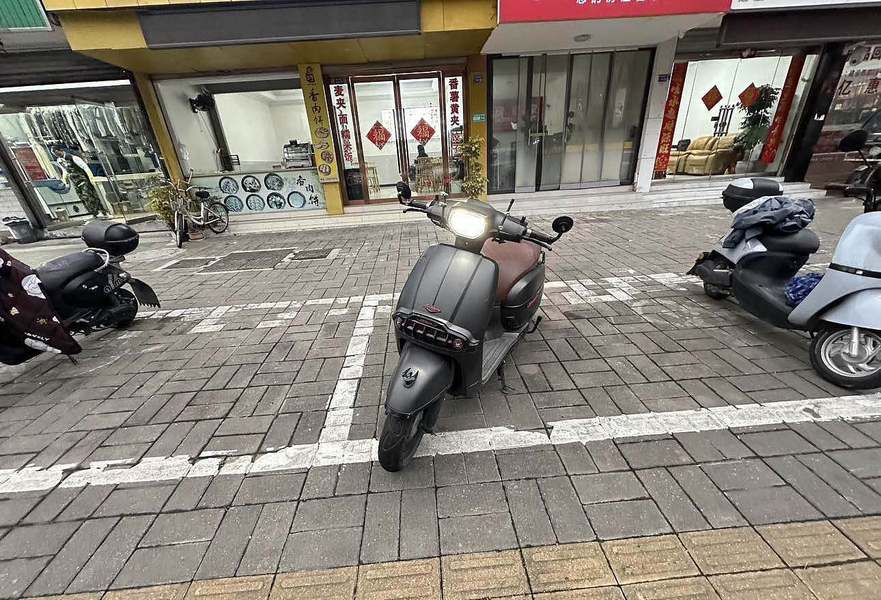 二手维多利亚Sixties 300i