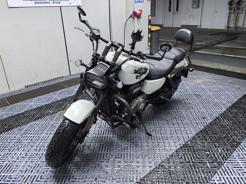 二手QJMOTOR闪350