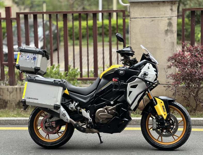 二手QJMOTOR骁650