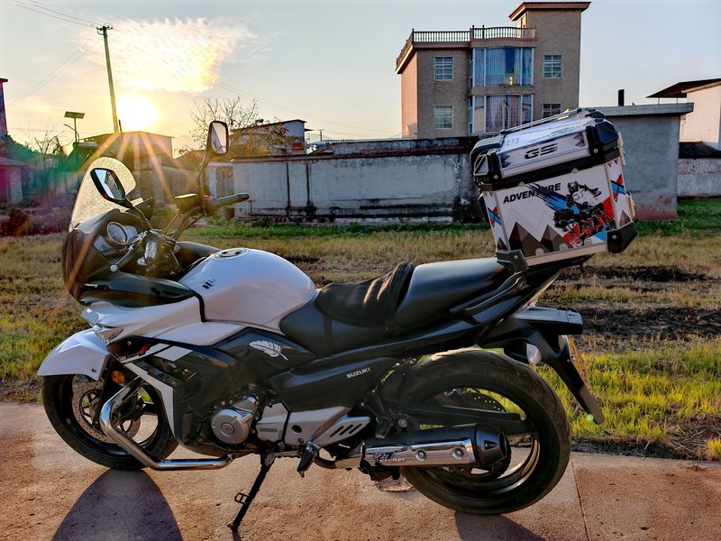二手豪爵铃木骊驰 GW 250F