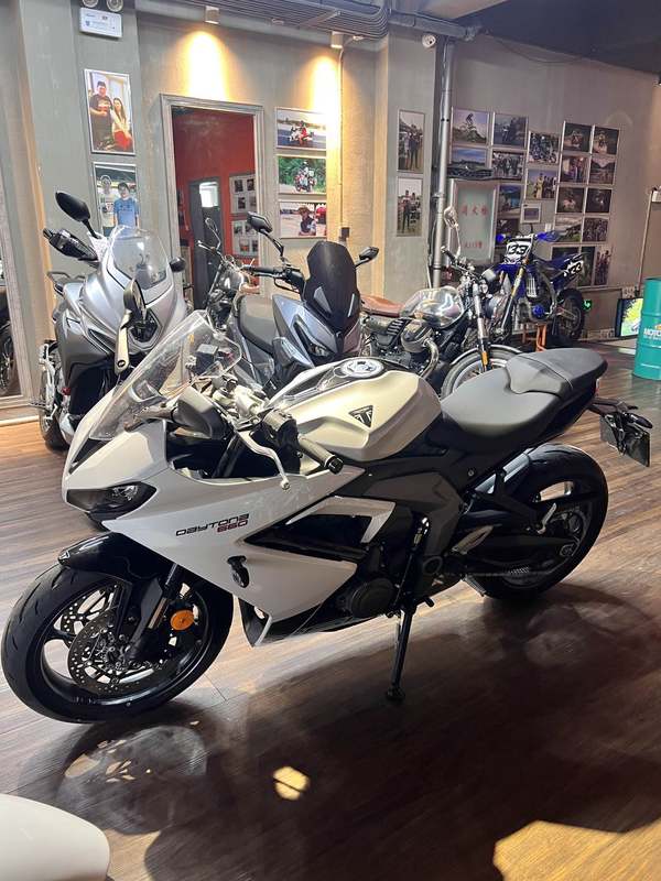 二手凯旋Daytona 660