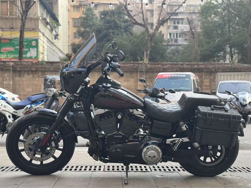 二手哈雷戴维森路威 Low Rider