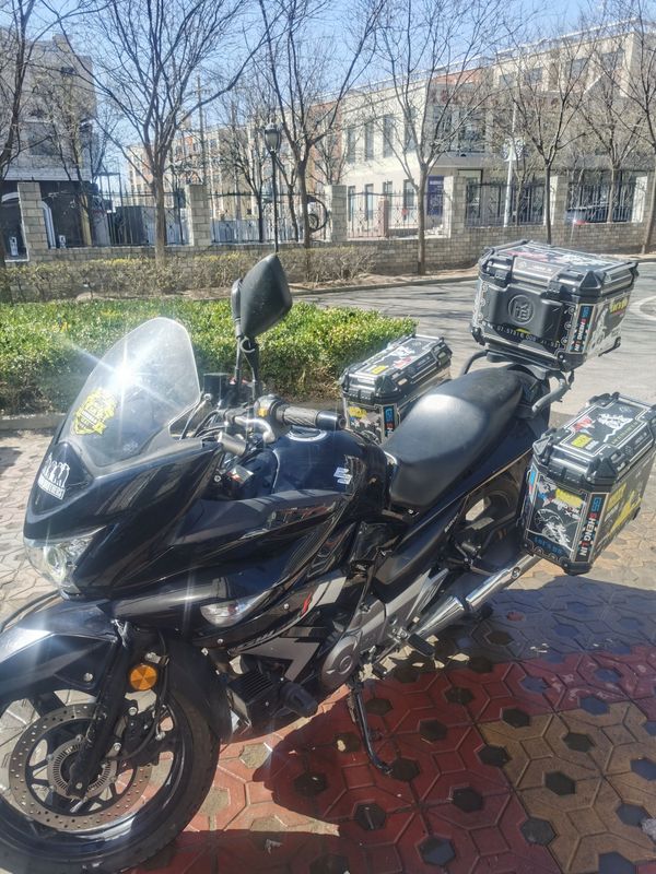 二手豪爵铃木骊驰 GW 250F