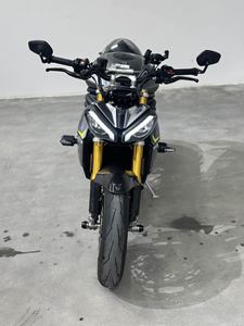 二手凯旋Speed Triple 1200 RS