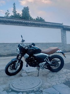 二手五羊本田鸷道 CB190SS