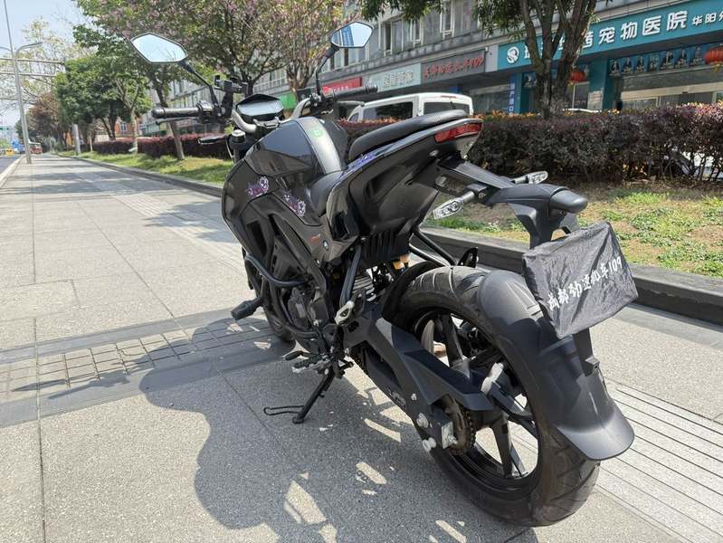 二手贝纳利小迅龙 BN150S