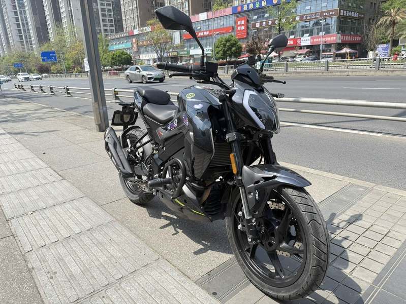 二手贝纳利小迅龙 BN150S