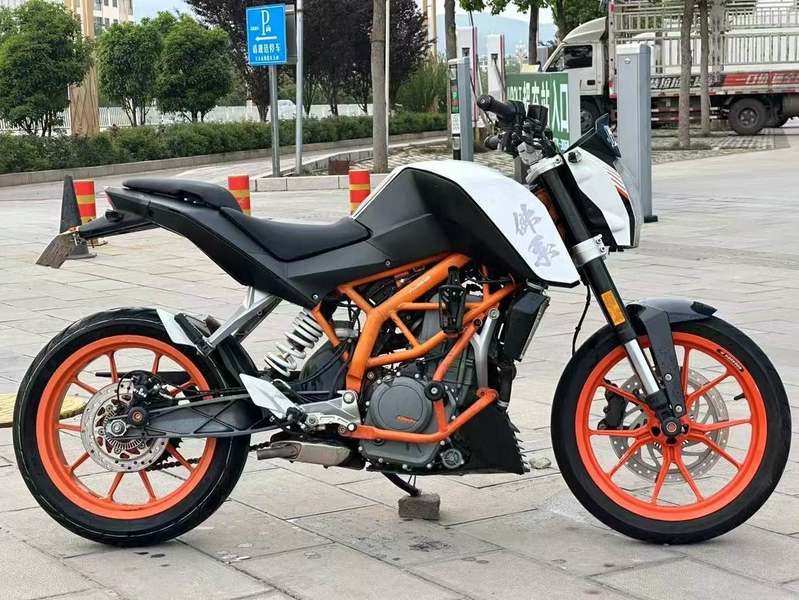 二手KTMR2R390 Duke
