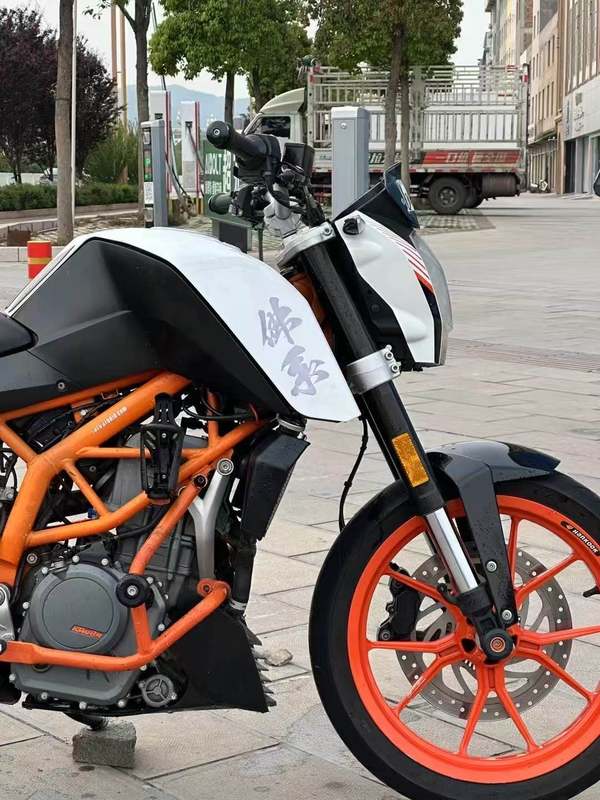 二手KTMR2R390 Duke