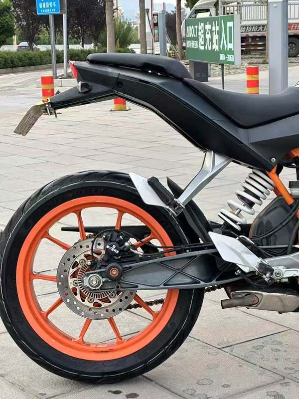 二手KTMR2R390 Duke