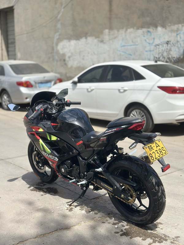 二手宝雕BD400RR