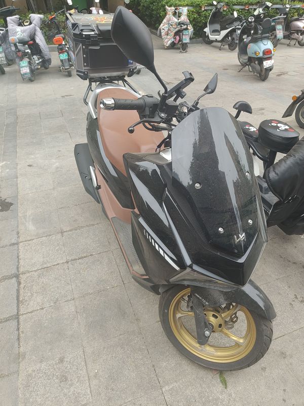 二手猎变闪电狗150