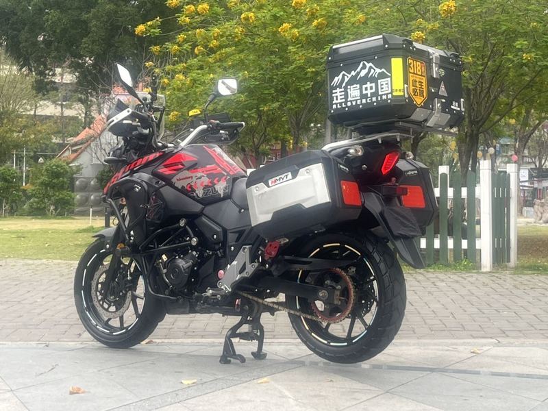 二手豪爵铃木DL250