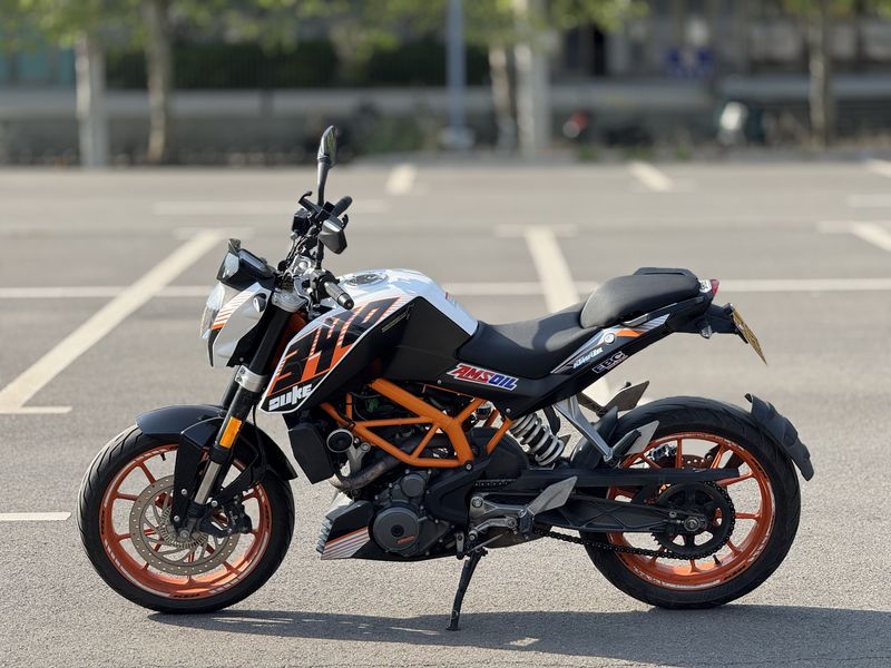 二手KTMR2R390 Duke