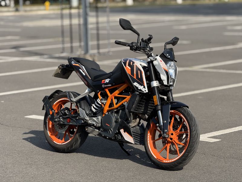 二手KTMR2R390 Duke