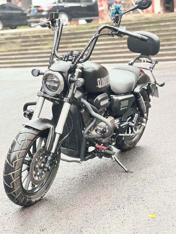 二手QJMOTOR闪300