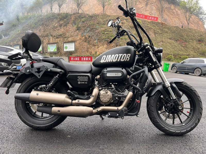 二手QJMOTOR闪300