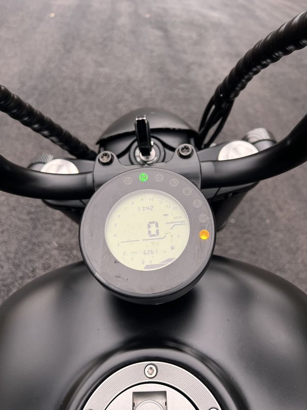 二手QJMOTOR闪300